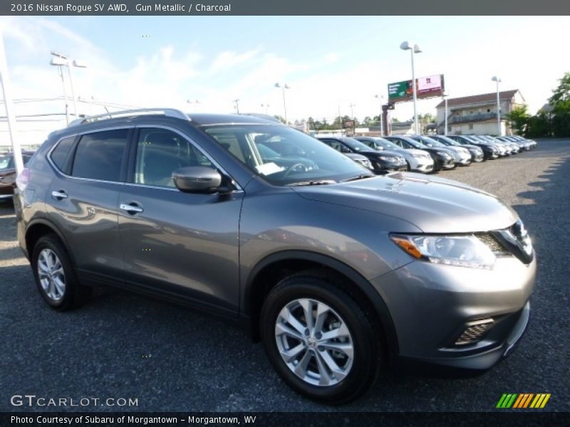 Gun Metallic / Charcoal 2016 Nissan Rogue SV AWD