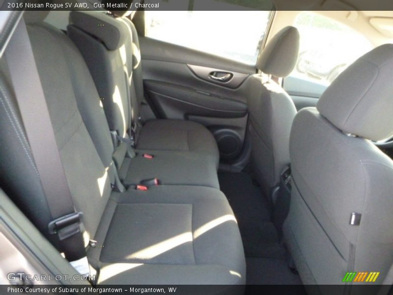 Gun Metallic / Charcoal 2016 Nissan Rogue SV AWD