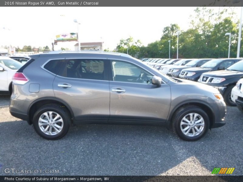 Gun Metallic / Charcoal 2016 Nissan Rogue SV AWD