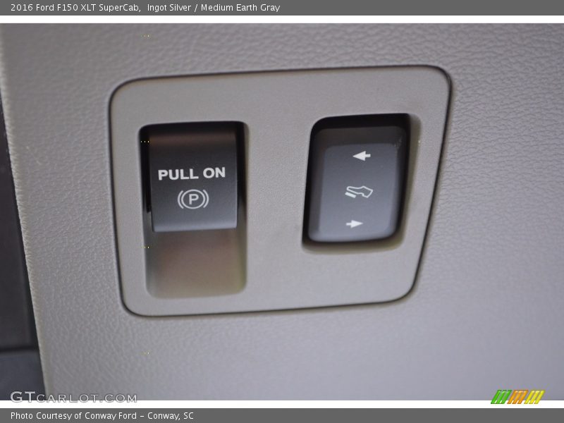 Ingot Silver / Medium Earth Gray 2016 Ford F150 XLT SuperCab