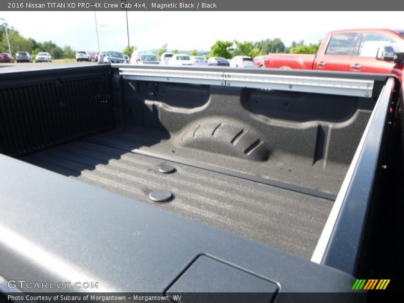 Magnetic Black / Black 2016 Nissan TITAN XD PRO-4X Crew Cab 4x4