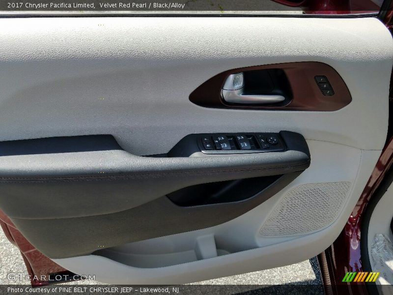 Velvet Red Pearl / Black/Alloy 2017 Chrysler Pacifica Limited