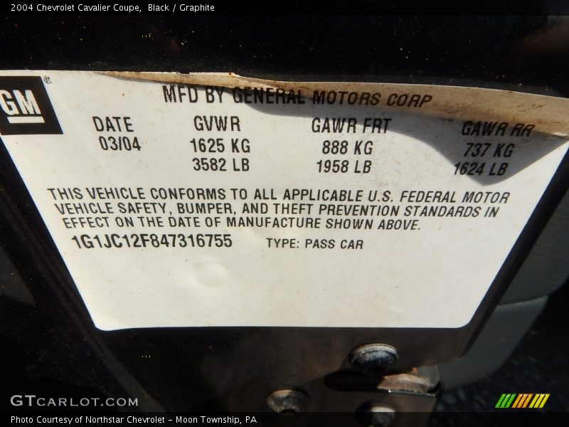 Black / Graphite 2004 Chevrolet Cavalier Coupe