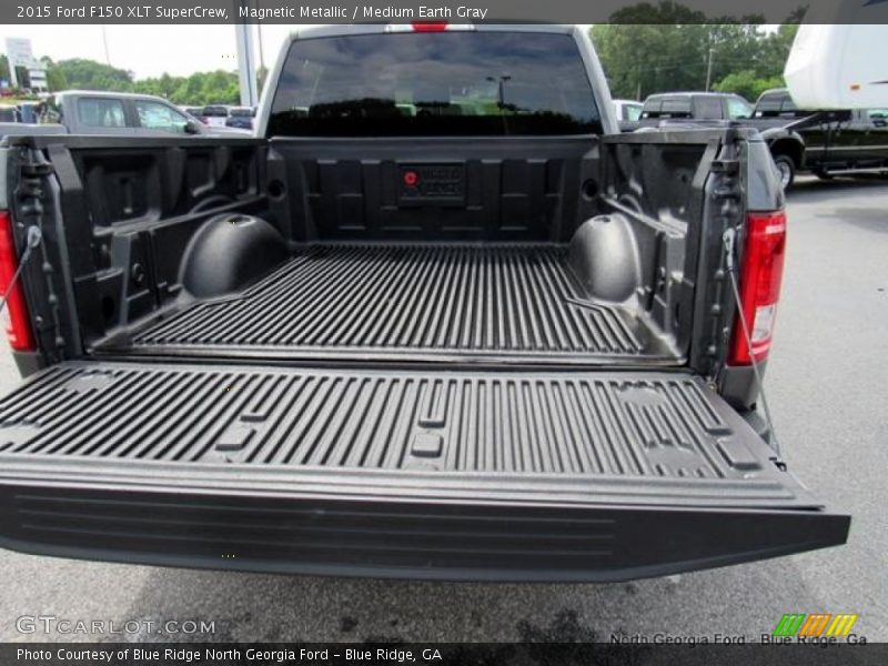 Magnetic Metallic / Medium Earth Gray 2015 Ford F150 XLT SuperCrew