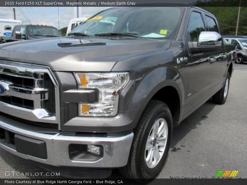 Magnetic Metallic / Medium Earth Gray 2015 Ford F150 XLT SuperCrew