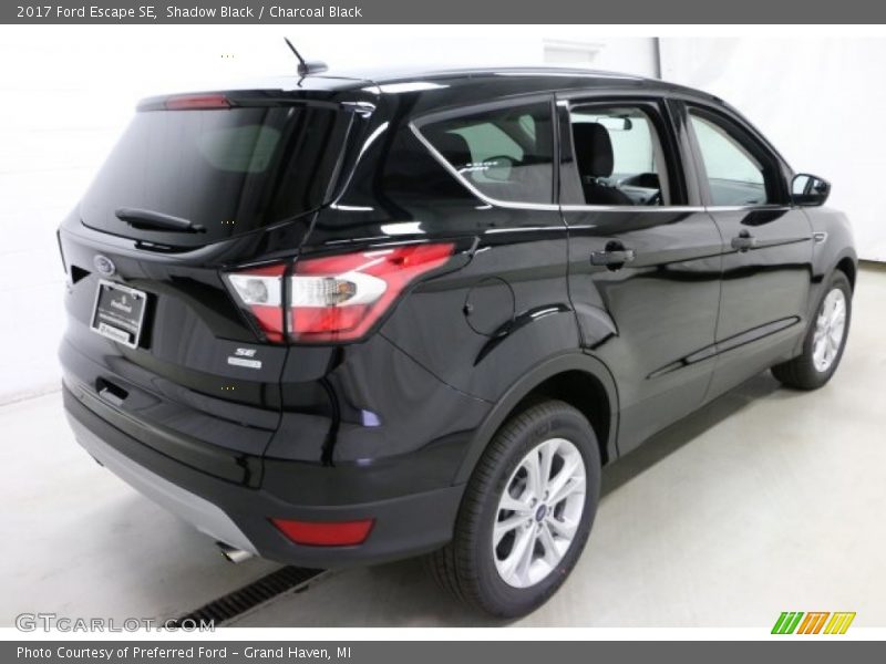 Shadow Black / Charcoal Black 2017 Ford Escape SE