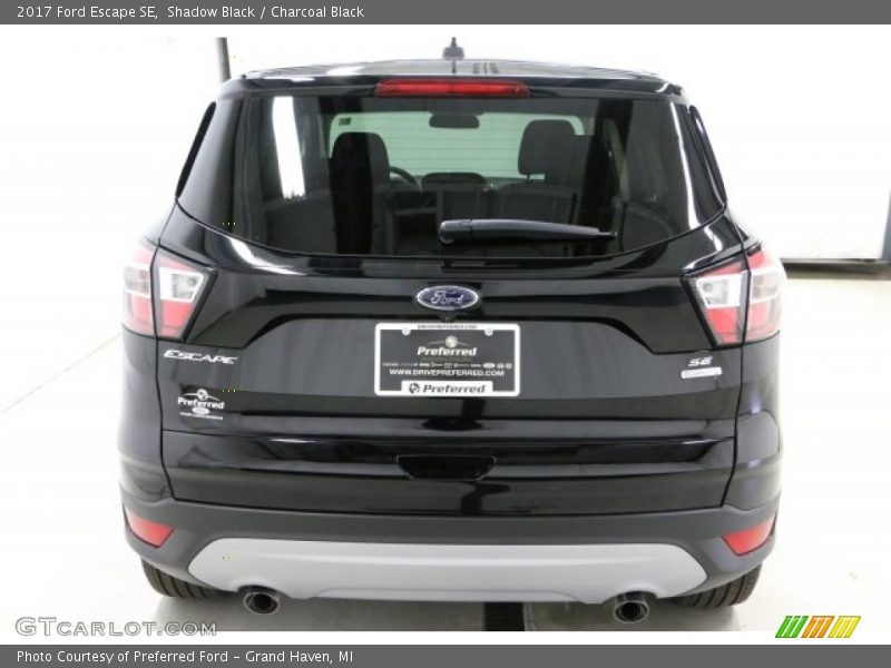 Shadow Black / Charcoal Black 2017 Ford Escape SE