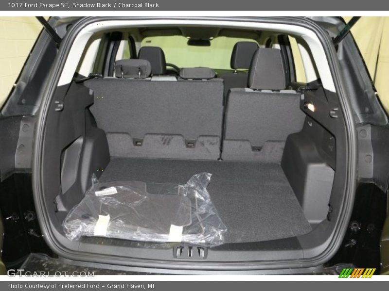 Shadow Black / Charcoal Black 2017 Ford Escape SE