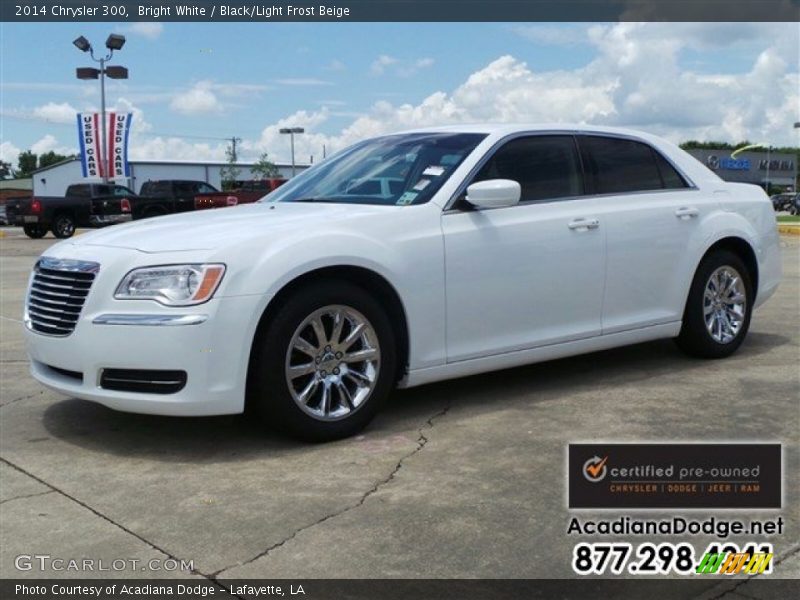 Bright White / Black/Light Frost Beige 2014 Chrysler 300