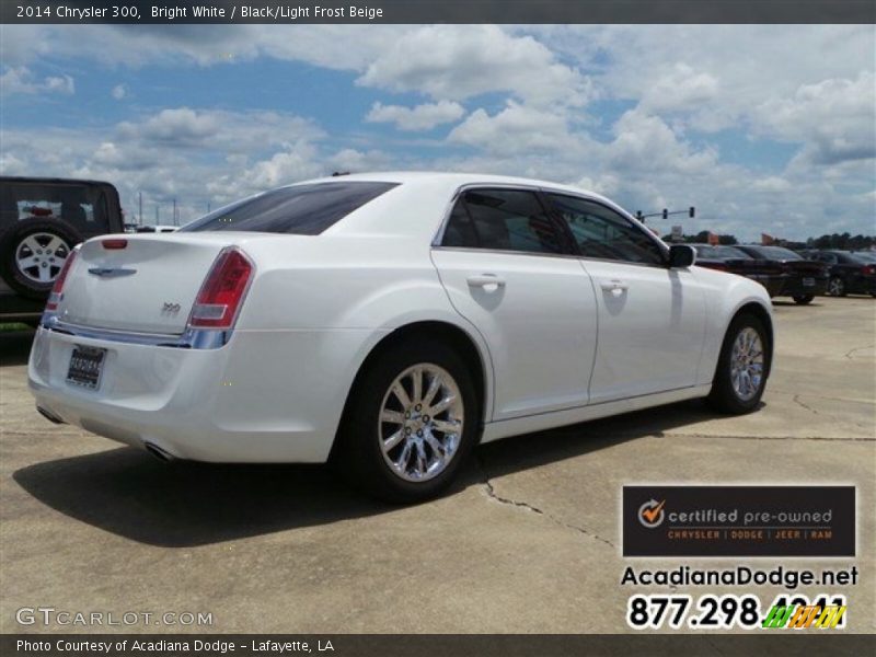 Bright White / Black/Light Frost Beige 2014 Chrysler 300