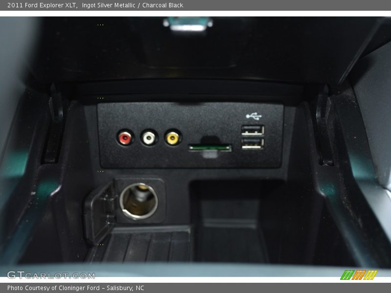 Ingot Silver Metallic / Charcoal Black 2011 Ford Explorer XLT