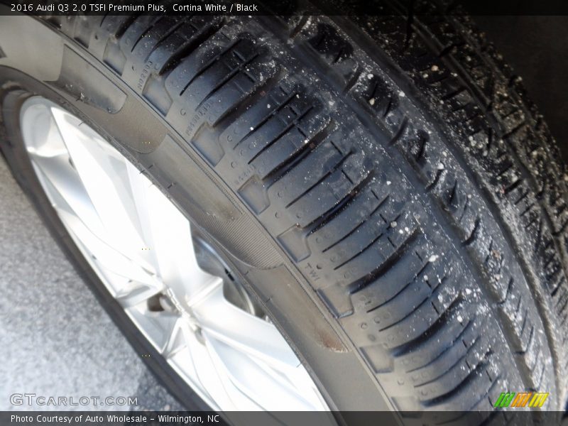 Cortina White / Black 2016 Audi Q3 2.0 TSFI Premium Plus