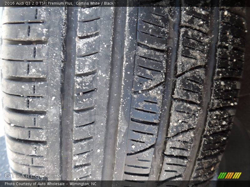 Cortina White / Black 2016 Audi Q3 2.0 TSFI Premium Plus