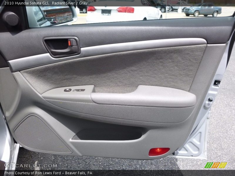 Radiant Silver / Gray 2010 Hyundai Sonata GLS