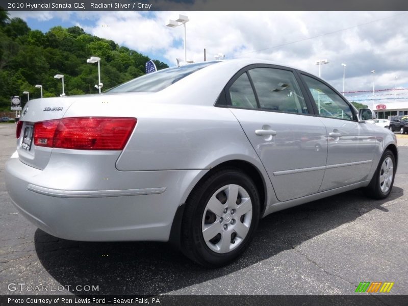 Radiant Silver / Gray 2010 Hyundai Sonata GLS