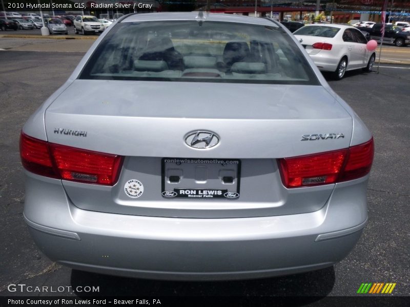 Radiant Silver / Gray 2010 Hyundai Sonata GLS