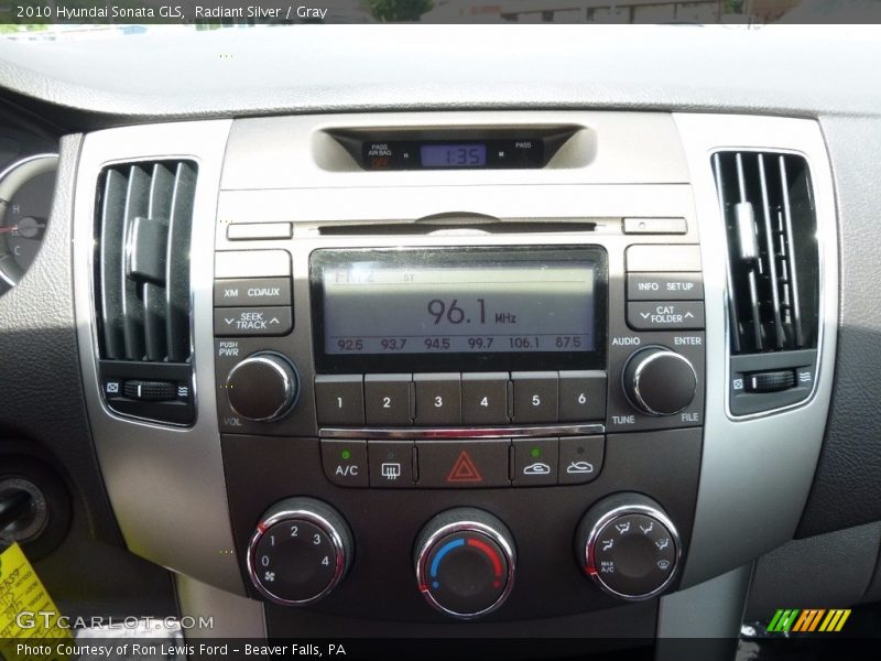 Radiant Silver / Gray 2010 Hyundai Sonata GLS