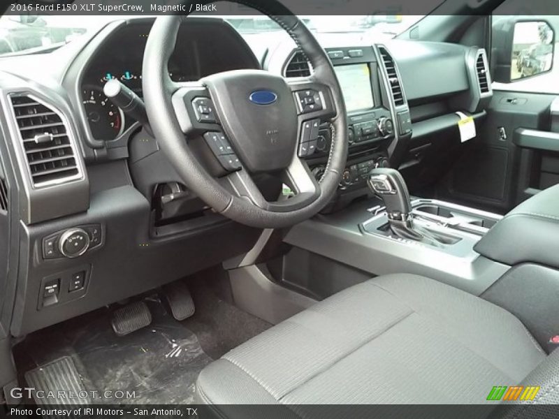 Magnetic / Black 2016 Ford F150 XLT SuperCrew