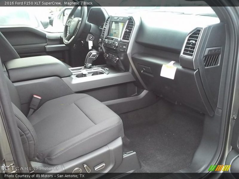 Magnetic / Black 2016 Ford F150 XLT SuperCrew