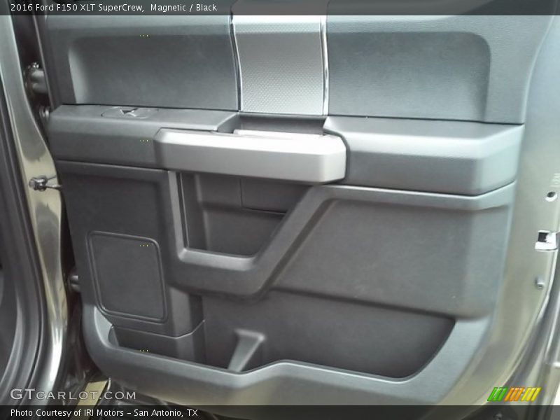 Magnetic / Black 2016 Ford F150 XLT SuperCrew