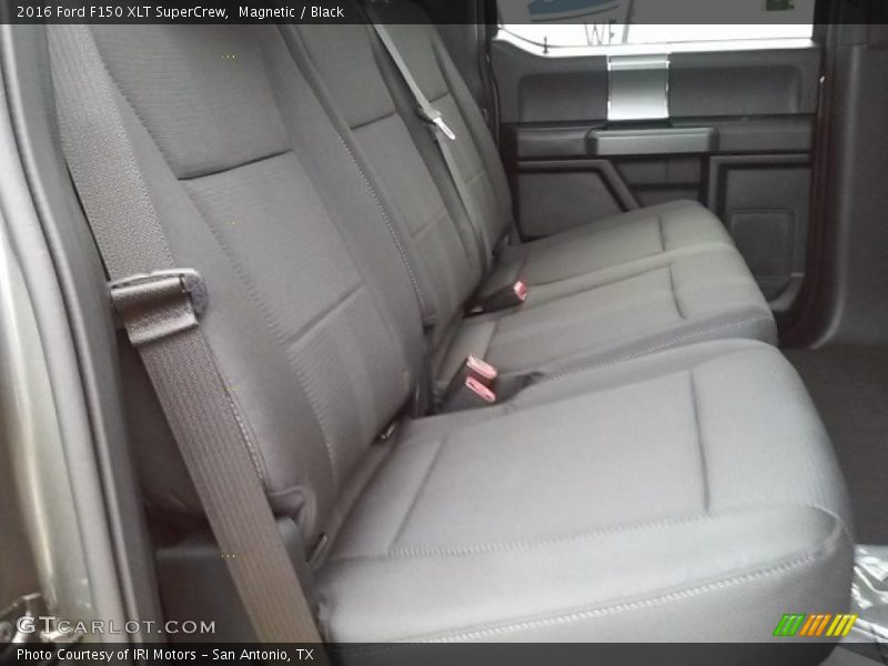 Magnetic / Black 2016 Ford F150 XLT SuperCrew