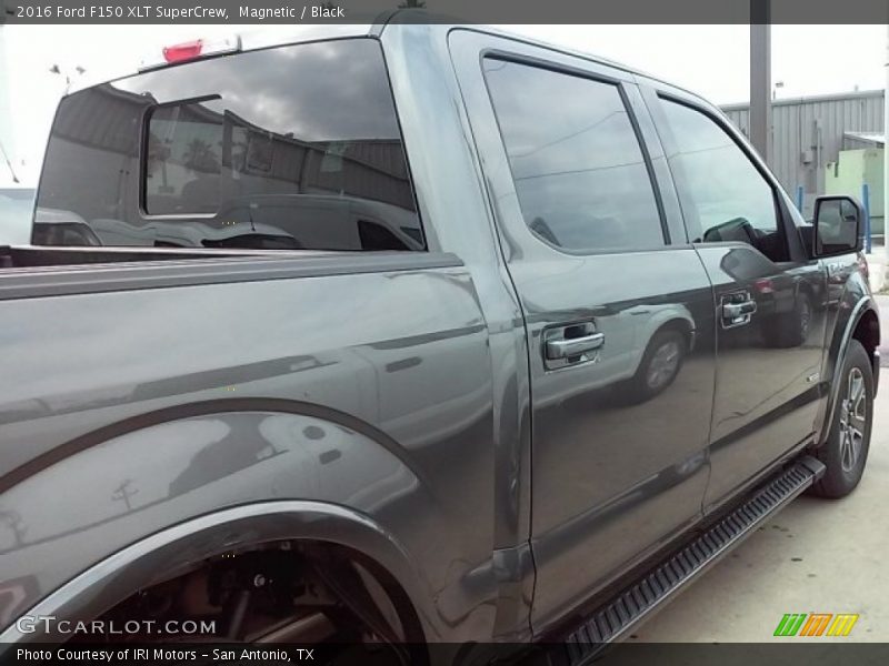Magnetic / Black 2016 Ford F150 XLT SuperCrew