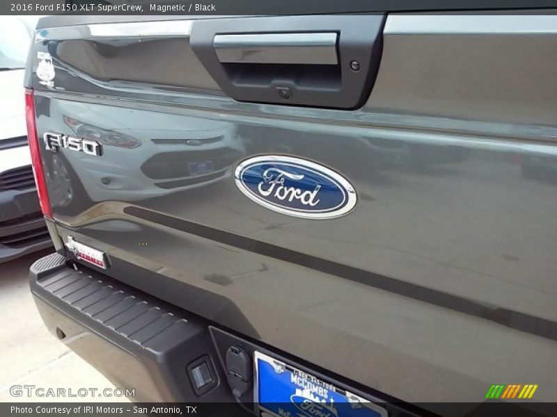 Magnetic / Black 2016 Ford F150 XLT SuperCrew