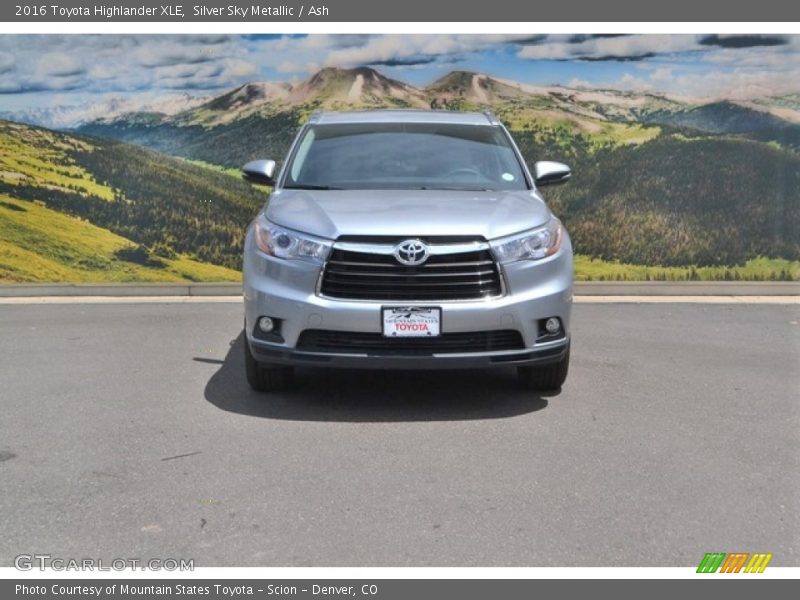 Silver Sky Metallic / Ash 2016 Toyota Highlander XLE