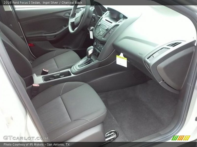 Ingot Silver / Charcoal Black 2016 Ford Focus S Sedan