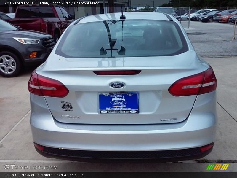 Ingot Silver / Charcoal Black 2016 Ford Focus S Sedan