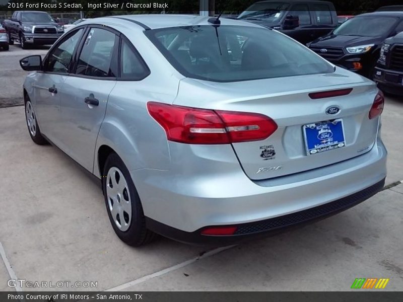 Ingot Silver / Charcoal Black 2016 Ford Focus S Sedan