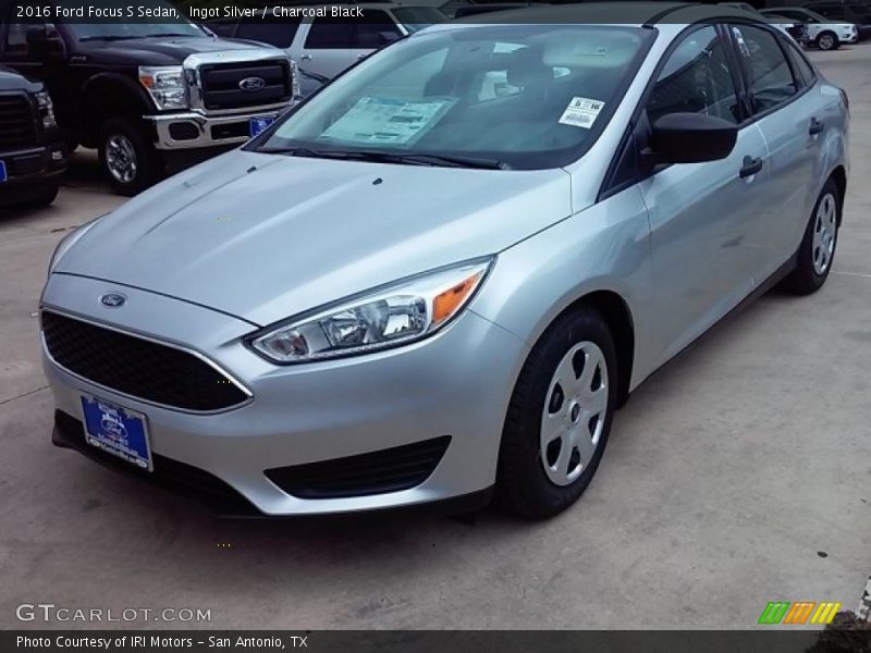 Ingot Silver / Charcoal Black 2016 Ford Focus S Sedan