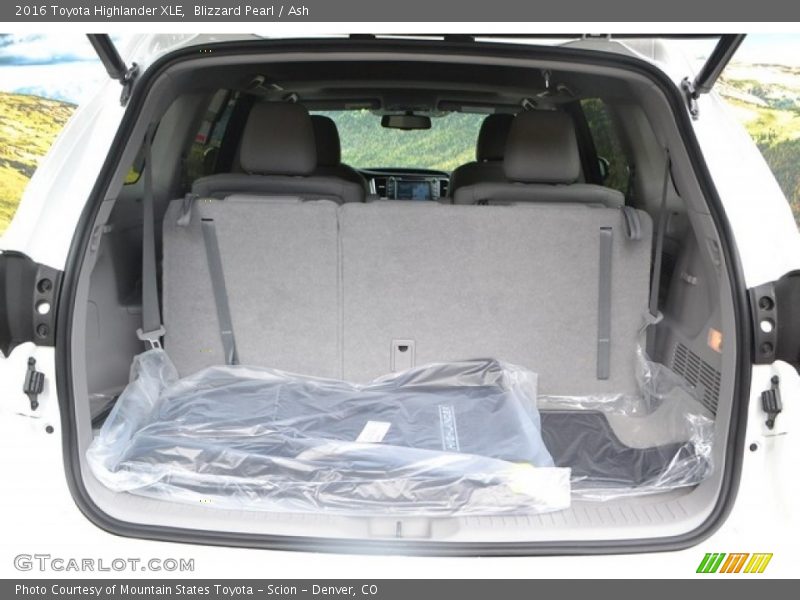 Blizzard Pearl / Ash 2016 Toyota Highlander XLE