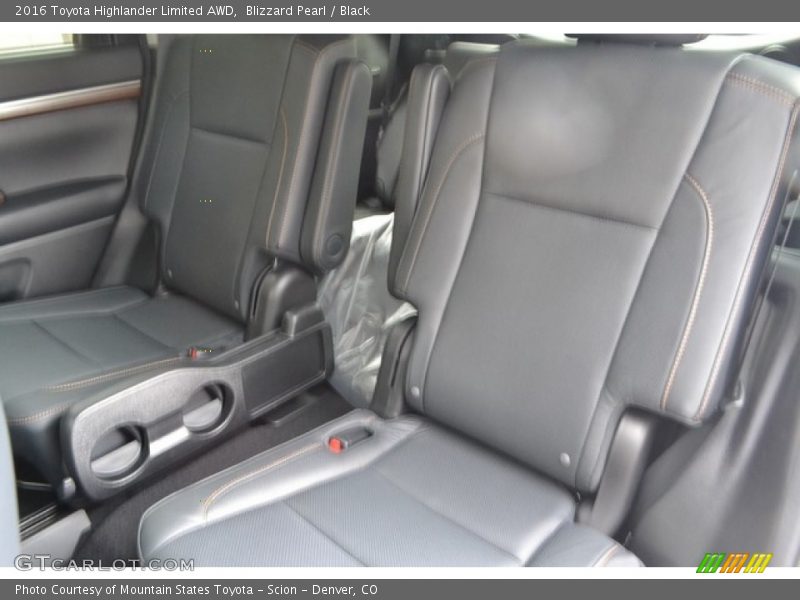 Blizzard Pearl / Black 2016 Toyota Highlander Limited AWD
