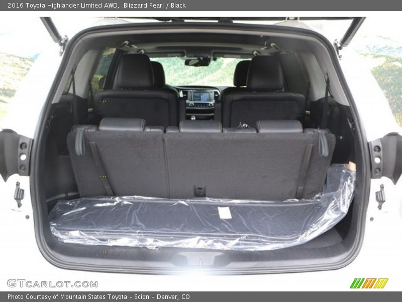 Blizzard Pearl / Black 2016 Toyota Highlander Limited AWD