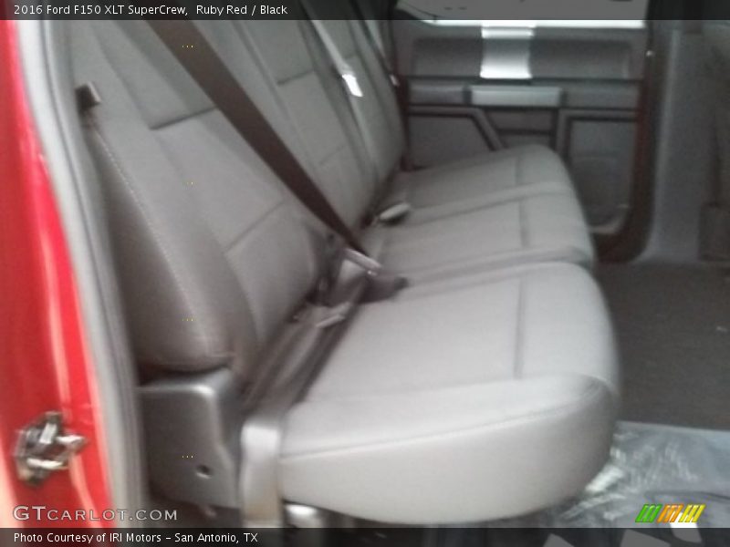 Ruby Red / Black 2016 Ford F150 XLT SuperCrew