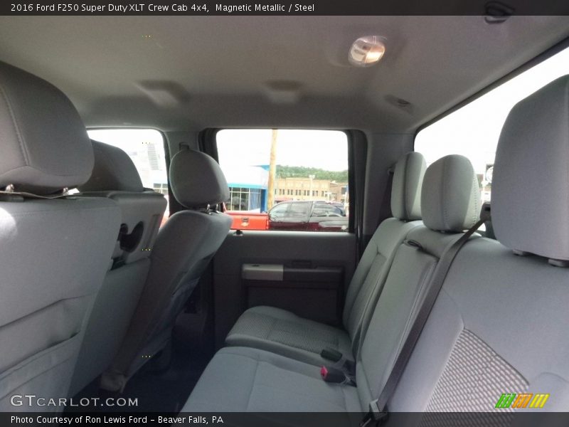 Magnetic Metallic / Steel 2016 Ford F250 Super Duty XLT Crew Cab 4x4