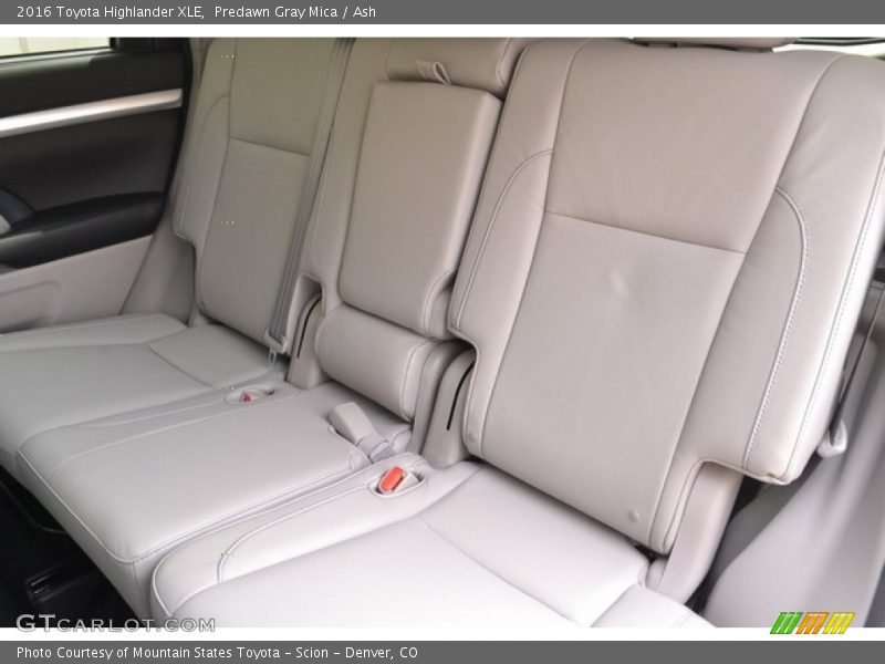 Predawn Gray Mica / Ash 2016 Toyota Highlander XLE