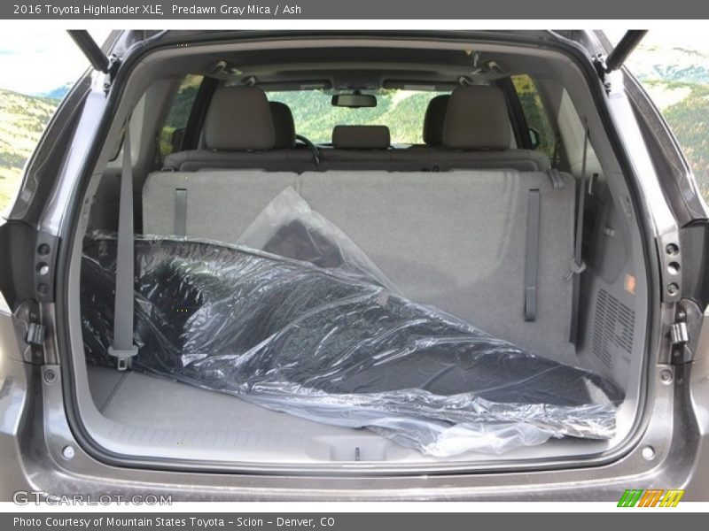Predawn Gray Mica / Ash 2016 Toyota Highlander XLE