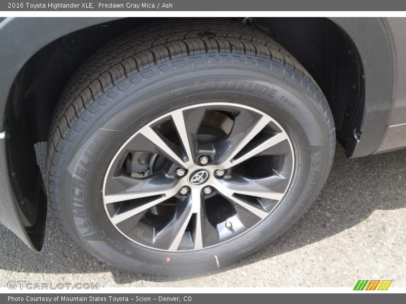 Predawn Gray Mica / Ash 2016 Toyota Highlander XLE