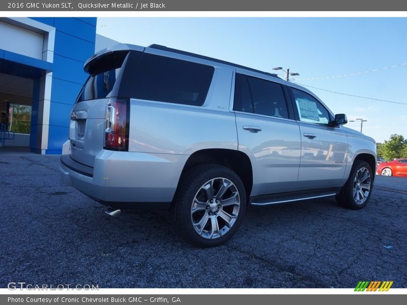 Quicksilver Metallic / Jet Black 2016 GMC Yukon SLT