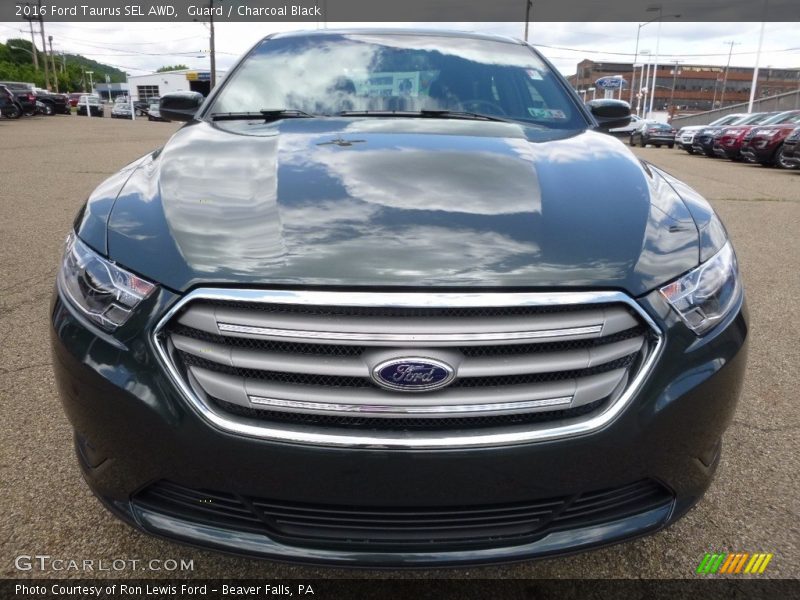 Guard / Charcoal Black 2016 Ford Taurus SEL AWD