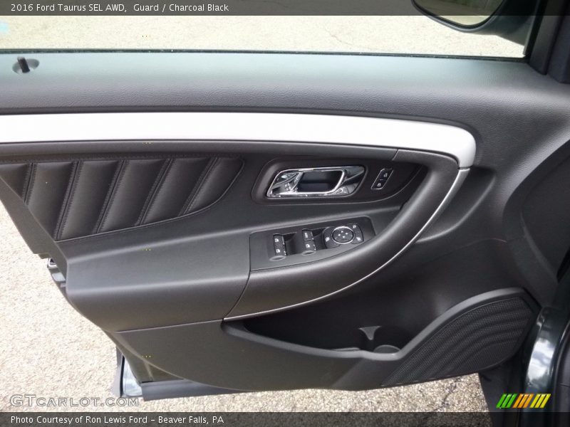Guard / Charcoal Black 2016 Ford Taurus SEL AWD