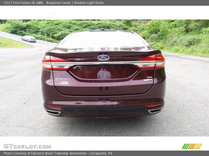 Burgundy Velvet / Medium Light Stone 2017 Ford Fusion SE AWD