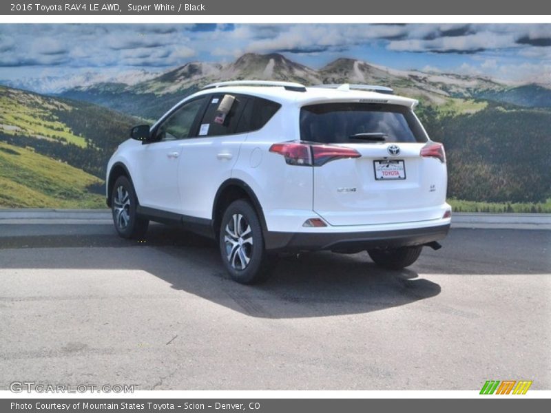 Super White / Black 2016 Toyota RAV4 LE AWD