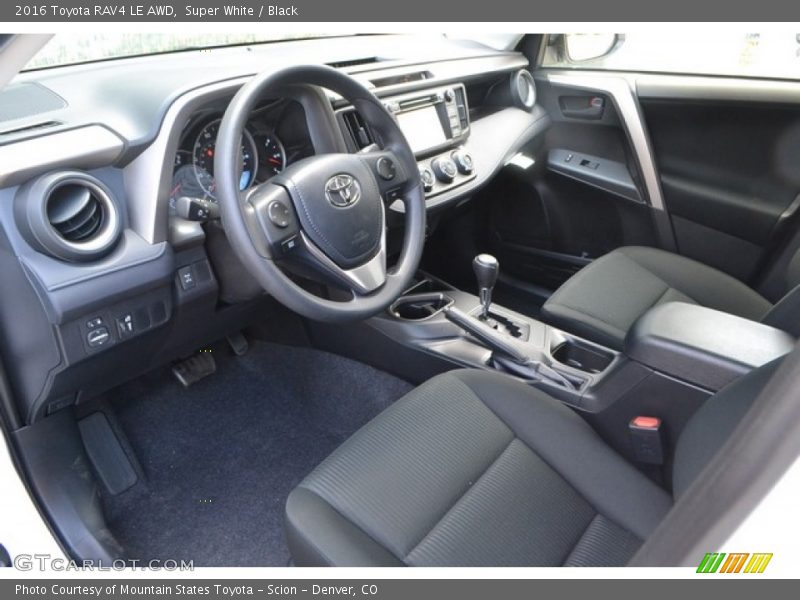 Super White / Black 2016 Toyota RAV4 LE AWD