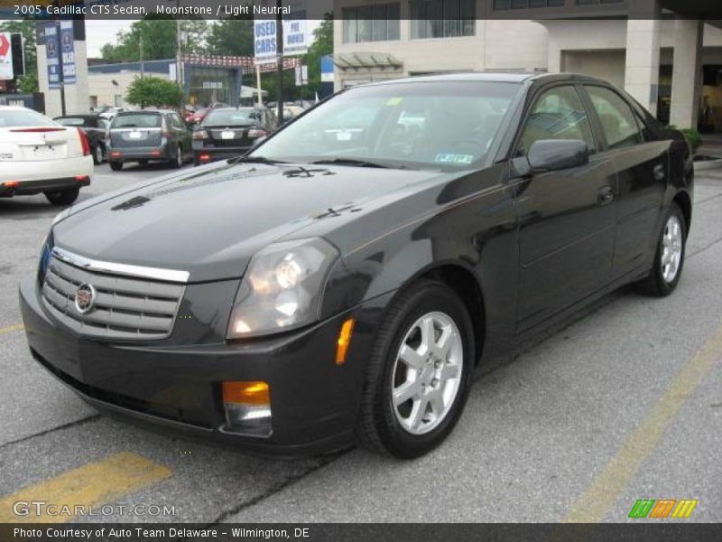 Moonstone / Light Neutral 2005 Cadillac CTS Sedan