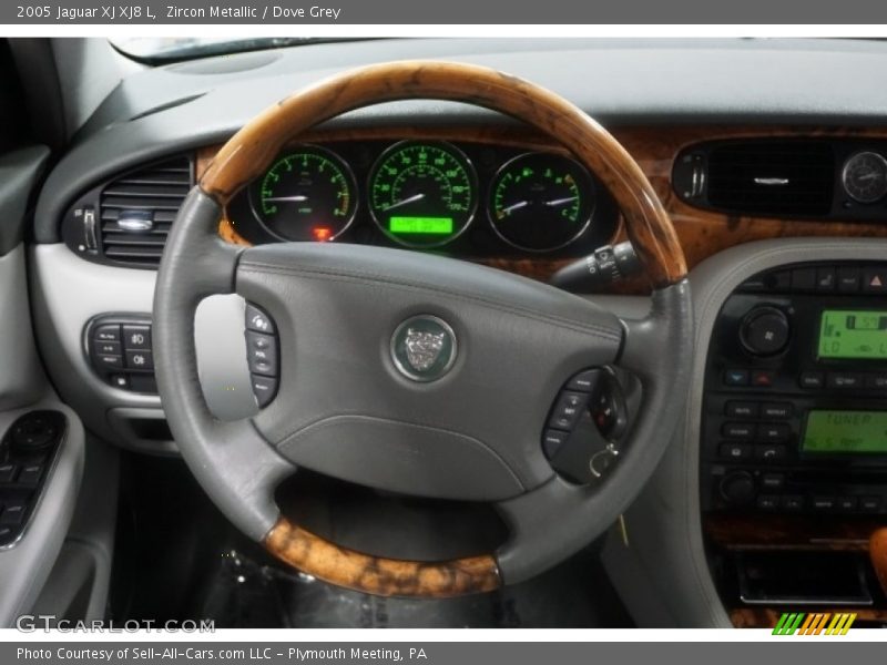 Zircon Metallic / Dove Grey 2005 Jaguar XJ XJ8 L