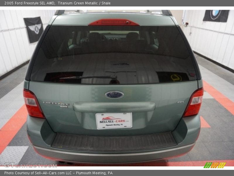 Titanium Green Metallic / Shale 2005 Ford Freestyle SEL AWD