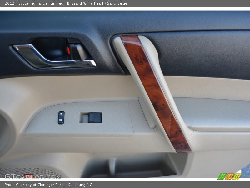 Blizzard White Pearl / Sand Beige 2012 Toyota Highlander Limited